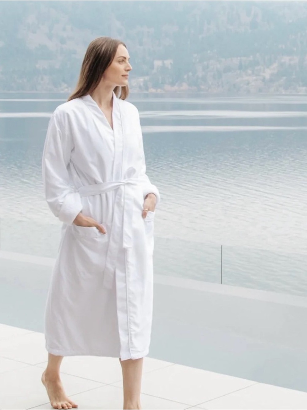 Spa Robe - Luxury White Bath Robe - Picture 2 of 4